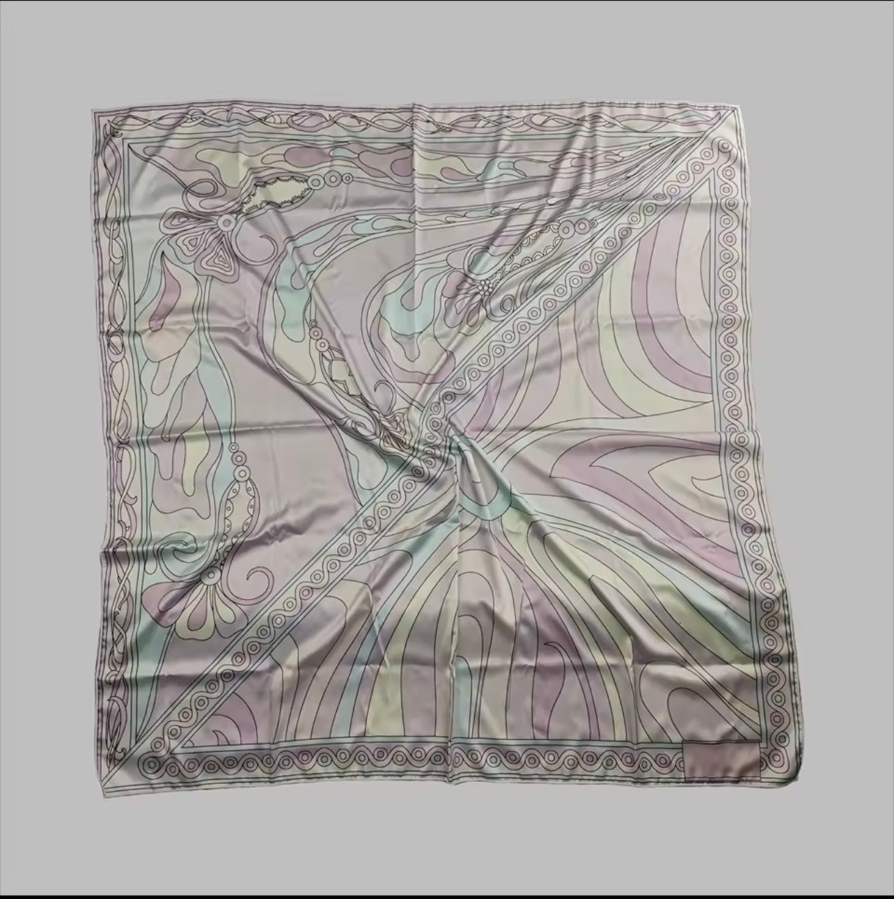 Lilac & Blue P U C C I Top