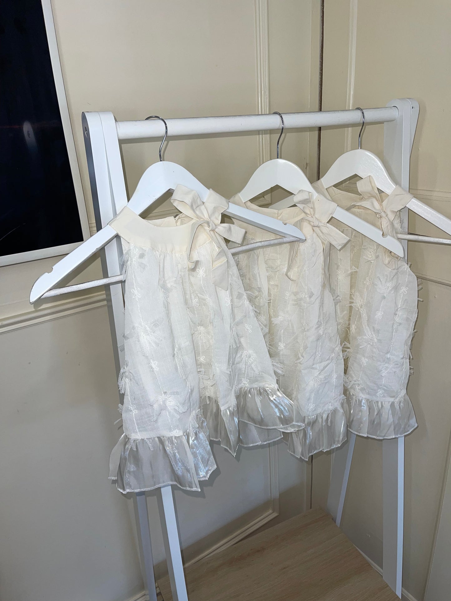 Summer Ruffled Sleeveless Dress White